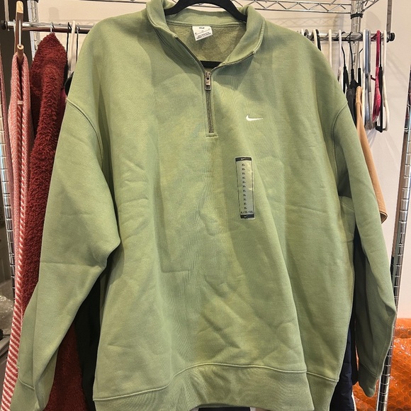 Nike Jackets & Blazers - NWT Nike Quarter Zip
